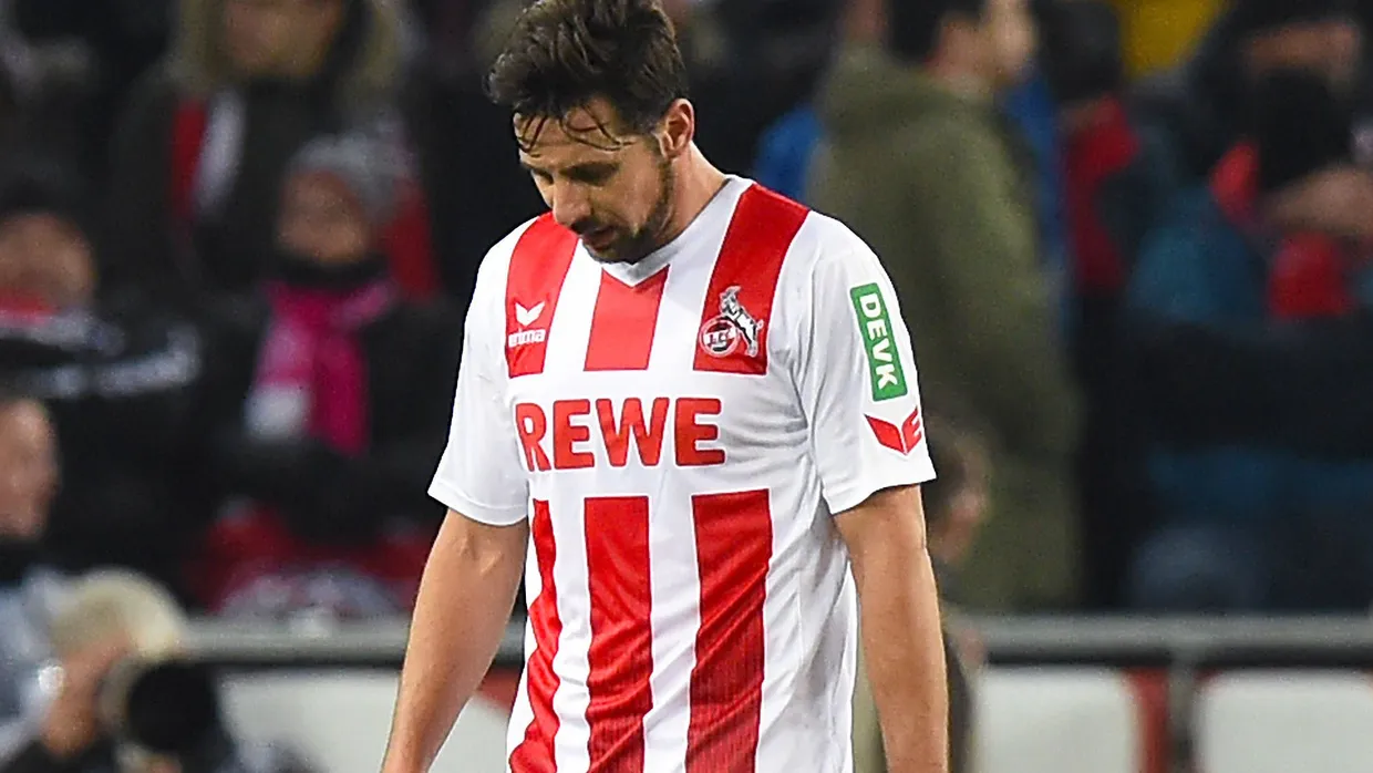 Die nächste Niederlage für Köln: Claduio Pizarro ist enttäuscht.