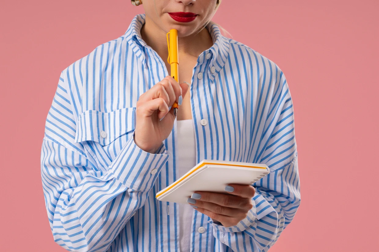 Aus dem Kopf auf die Liste: Stift und Papier können helfen - oder eine der vielen Listen-Apps.