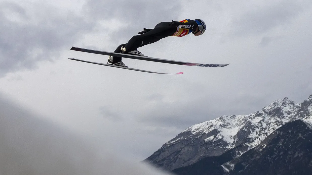 Überflieger bei der Vierschanzentournee: Ryoyu Kobayashi