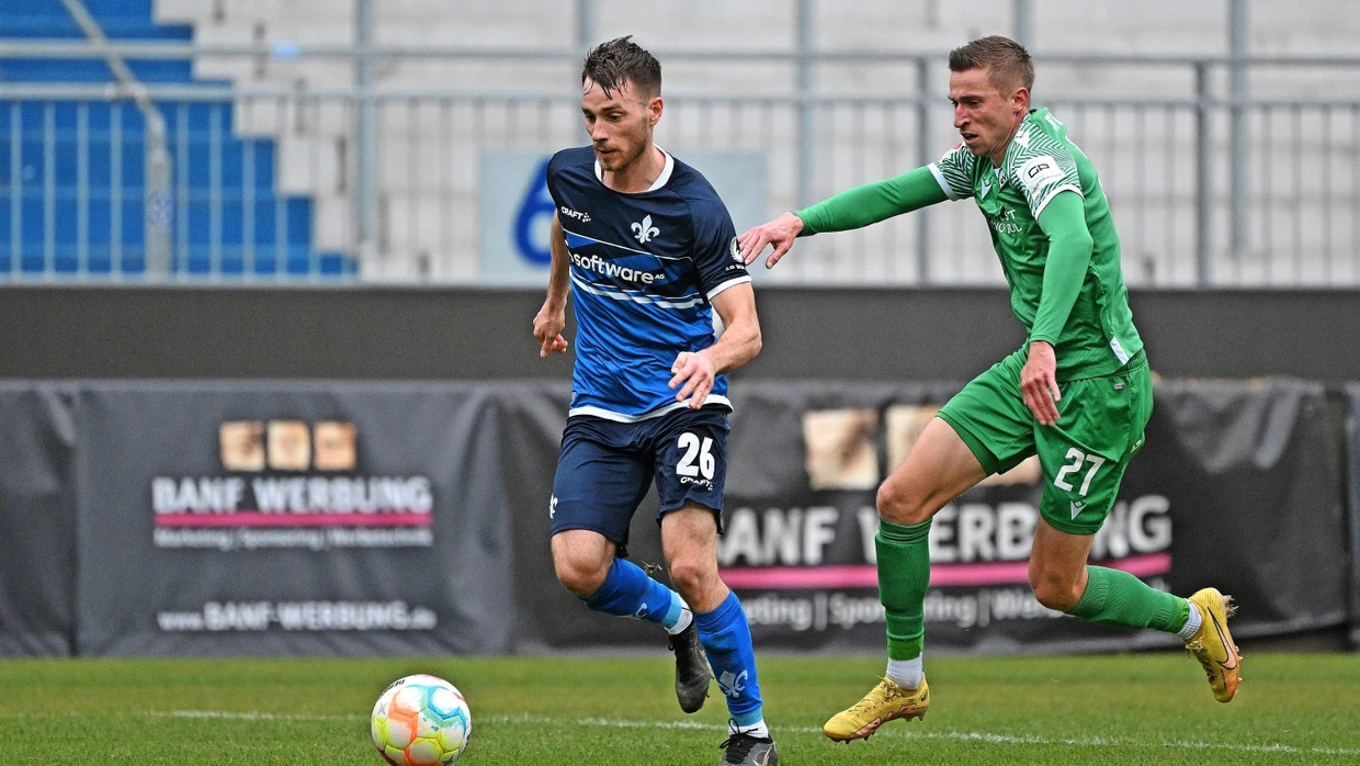 Test bestanden: Darmstadt-Profi Bader im Spiel gegen Sandhausen