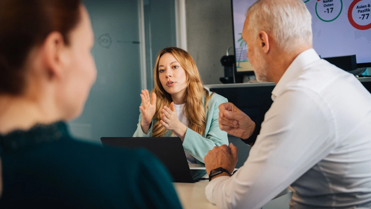 In der Gehaltsverhandlung: Frauen fordern seltener nach