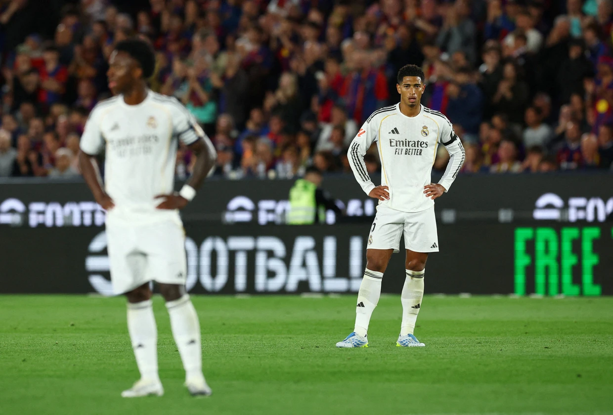 Esta temporada, el Real Madrid es la antítesis del exitoso y en gran medida unido FC Barcelona.