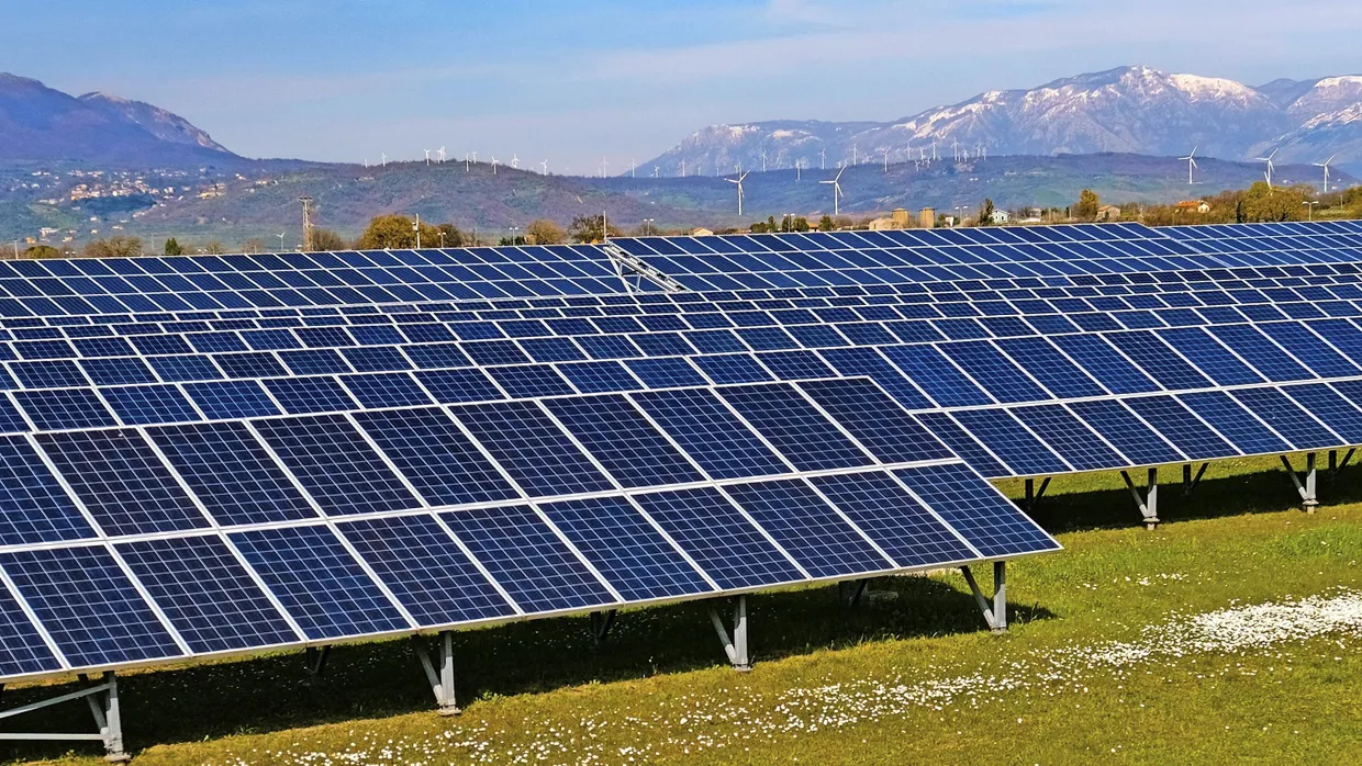Schon seit 1994 am Netz: Enels Photovoltaikanlage Serre Persano
