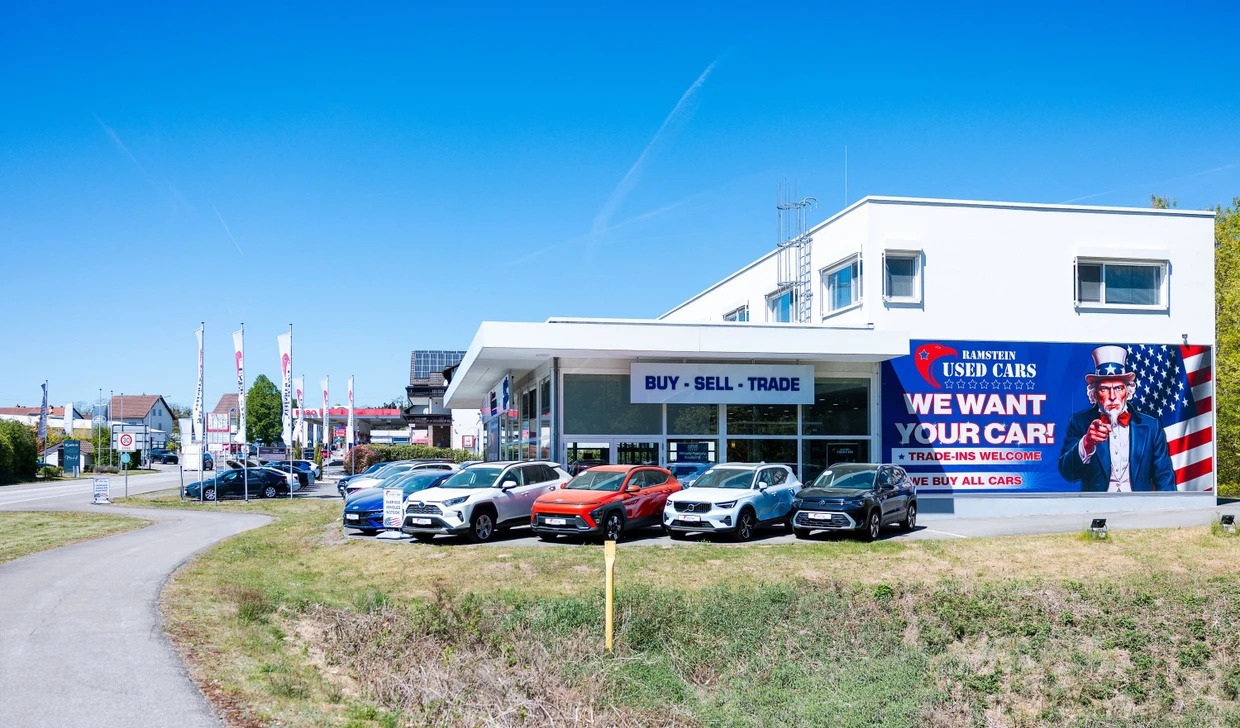 A used car dealership in Ramstein in April