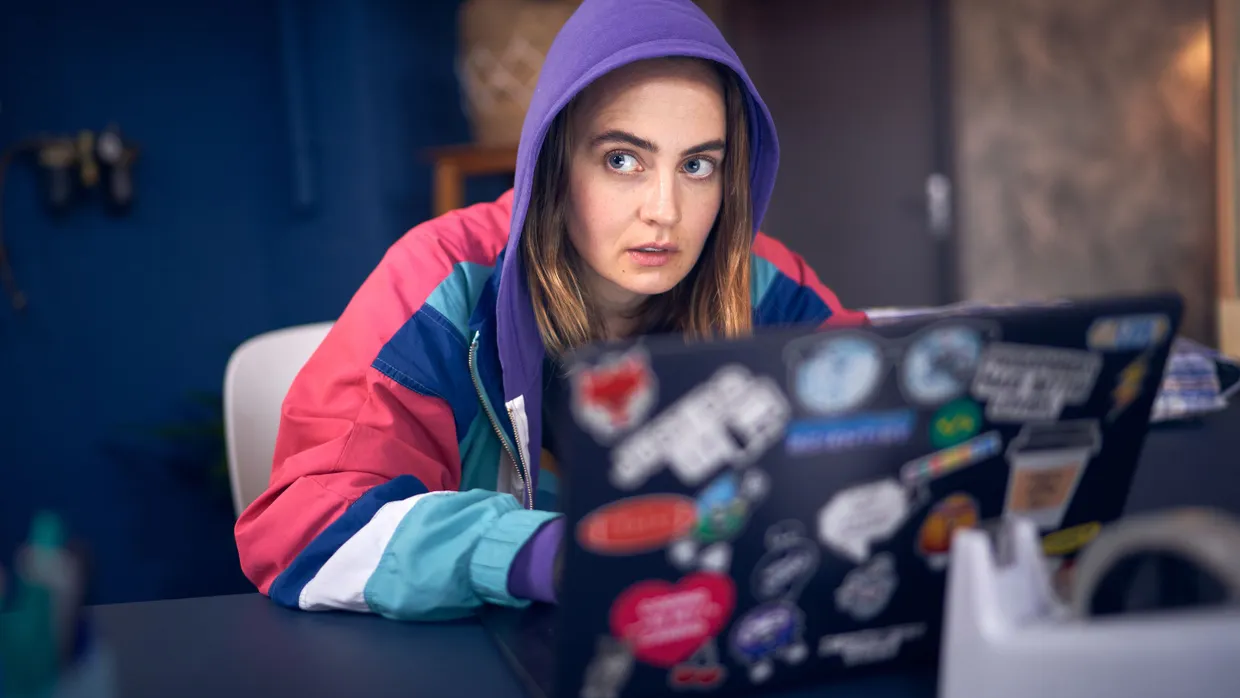 Programmiererin Jana (Olga von Luckwald) glaubt, sie hat das nächste große Ding in petto