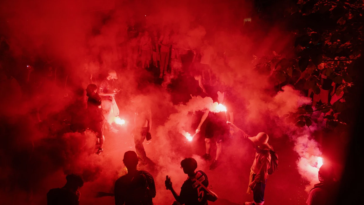 Nicht immer friedlich: Party für PSG im Prinzenpark