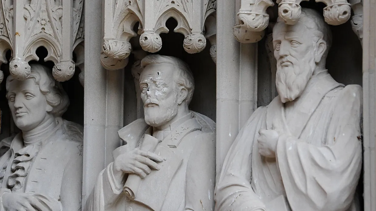 Ein General verliert sein Gesicht: Beschädigte Statue von Robert E. Lee in Durham im Bundesstaat North Carolina