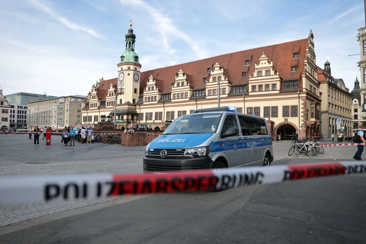 Abgesperrt nach Amokfahrt in der Innenstadt von Leipzig