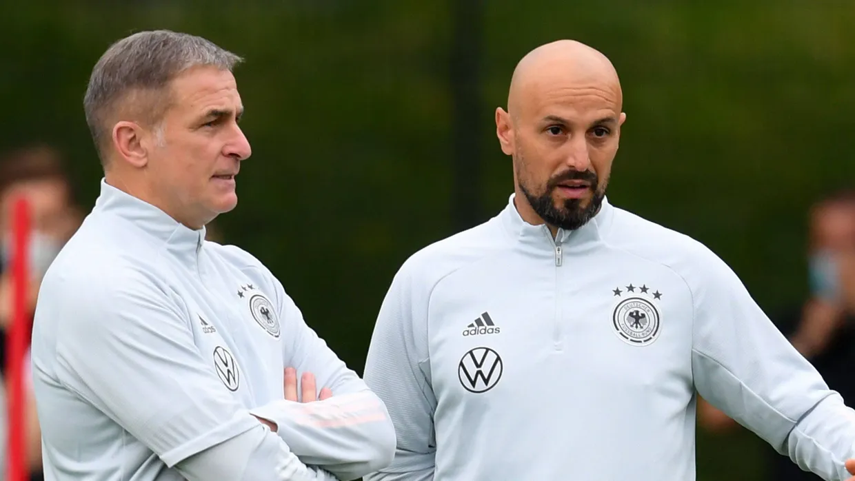 Der Assistent wird Chef: Antonio di Salvo (r.) folgt auf Stefan Kuntz