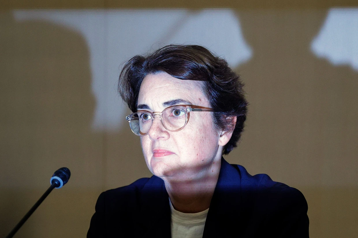  Louvre-Direktorin Laurence des Cars vor dem Kulturausschuss des französischen Senats