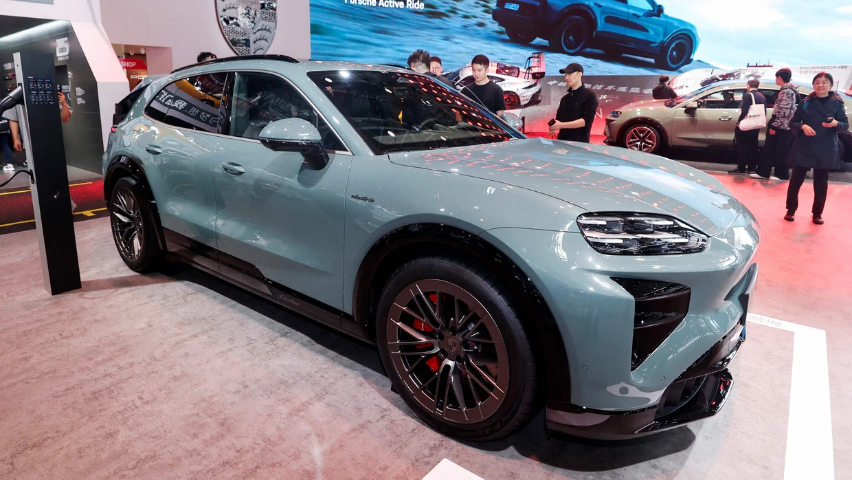 Verkauf in China ist schwierig: Elektrischer Porsche Cayenne auf der Automesse in Peking
