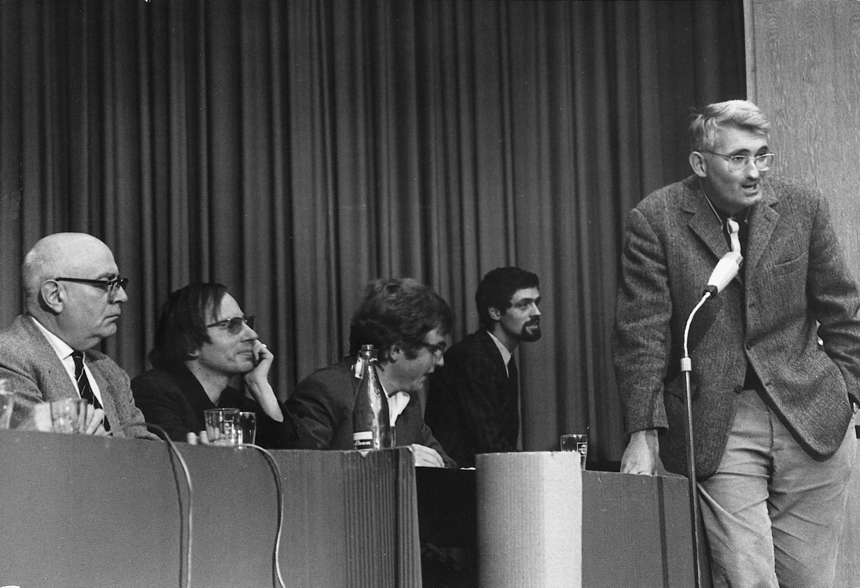 Jürgen Habermas with Adorno, Krahl and KD Wolff: panel discussion on the occasion of the 1968 book fair.