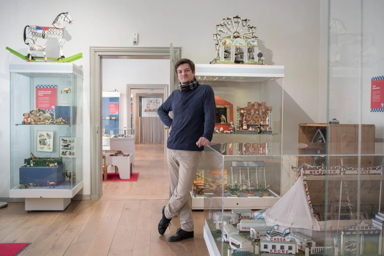 Kurator: Museumsleiter David Kühner