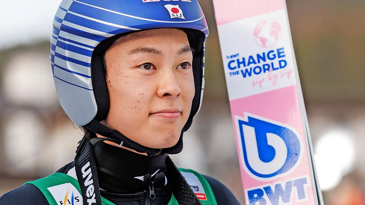 Ryoyu Kobayashi kann mit Zuversicht auf das vierte Springen blicken.