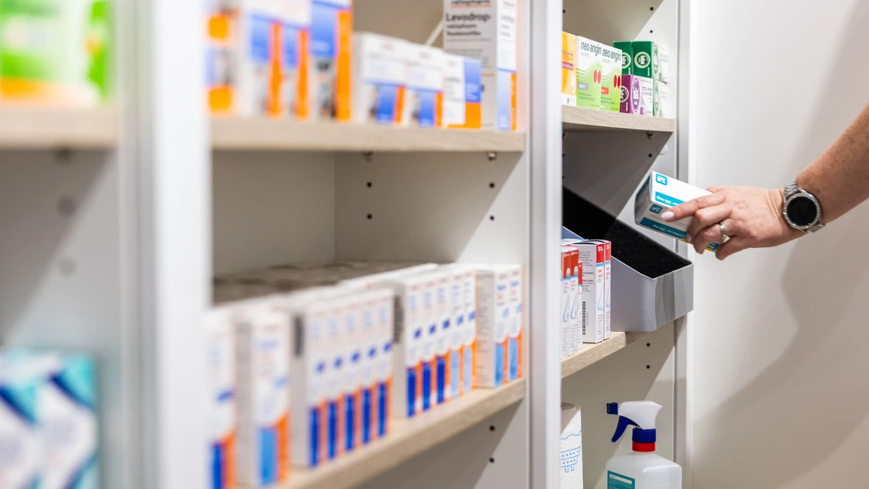 Ein Blick in die Apotheke