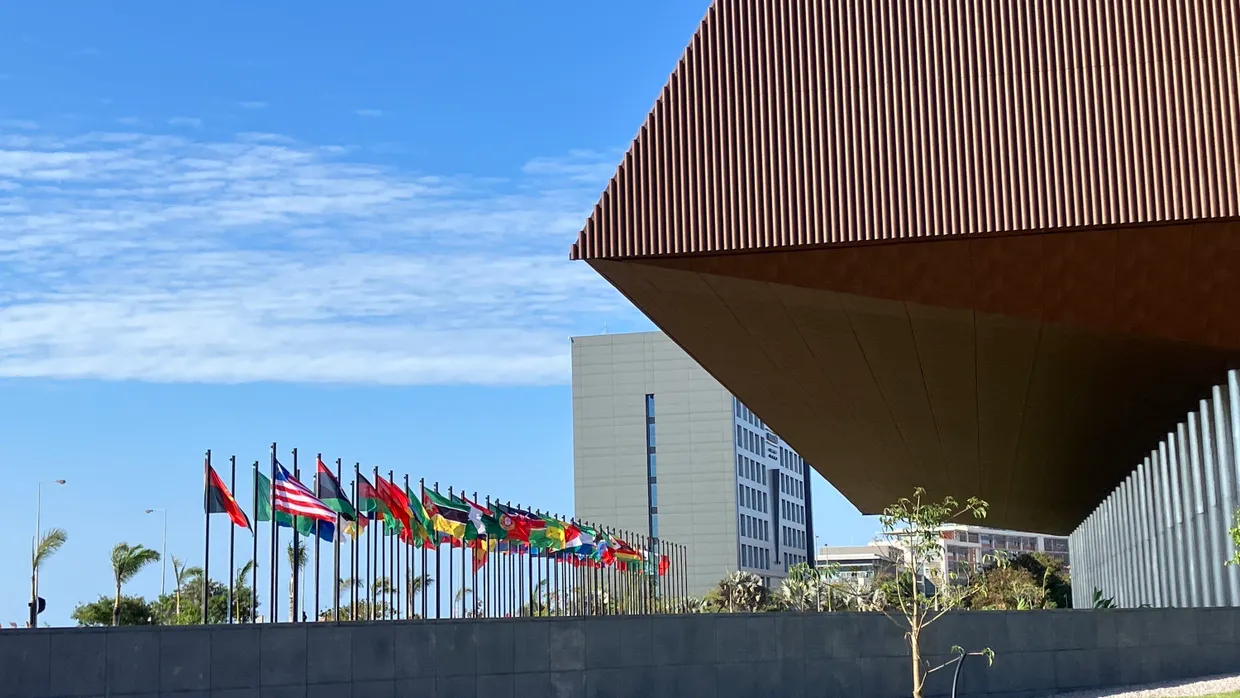 Blick auf den Veranstaltungsort vor dem 7. EU-Afrika-Gipfel in der angolanischen Hauptstadt
