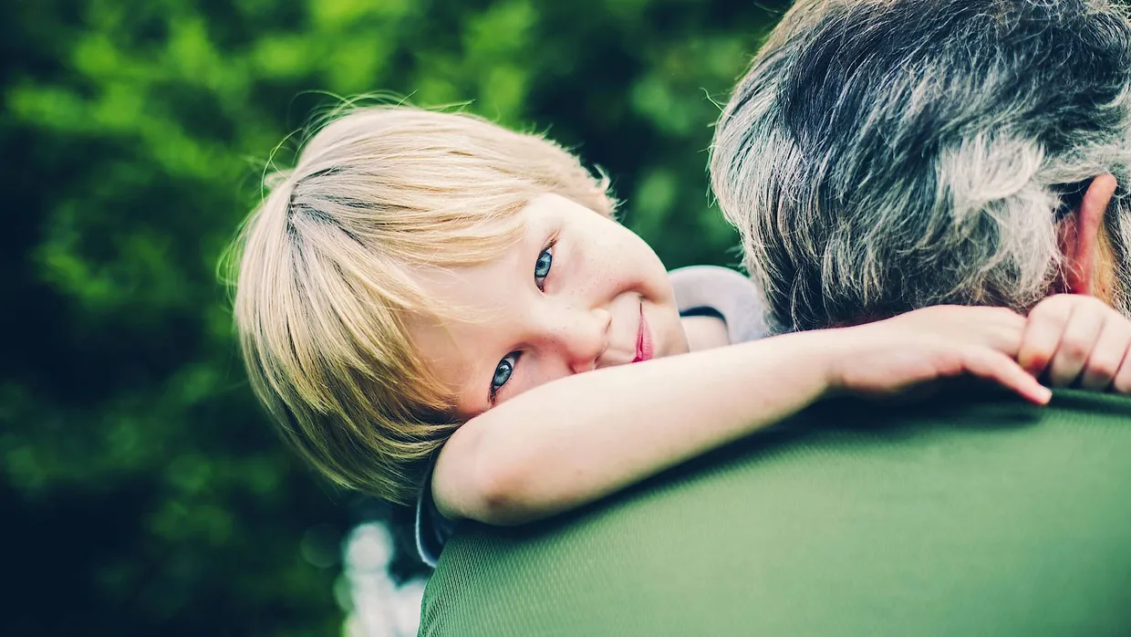 Was müssen Pflegeeltern leisten? Wir haben mit einer langjährigen Pflegemutter gesprochen.