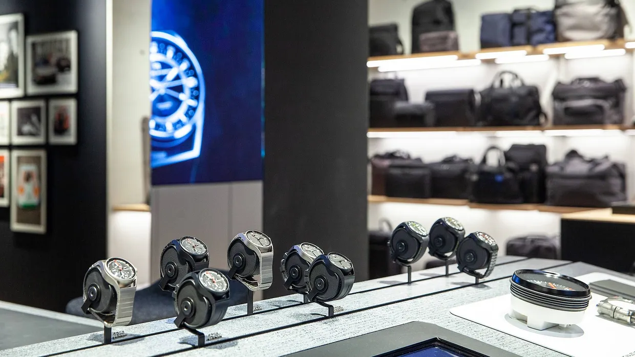 Liebe zu Sportwagen: Das zeigt Porsche Design auch bei den Uhren.