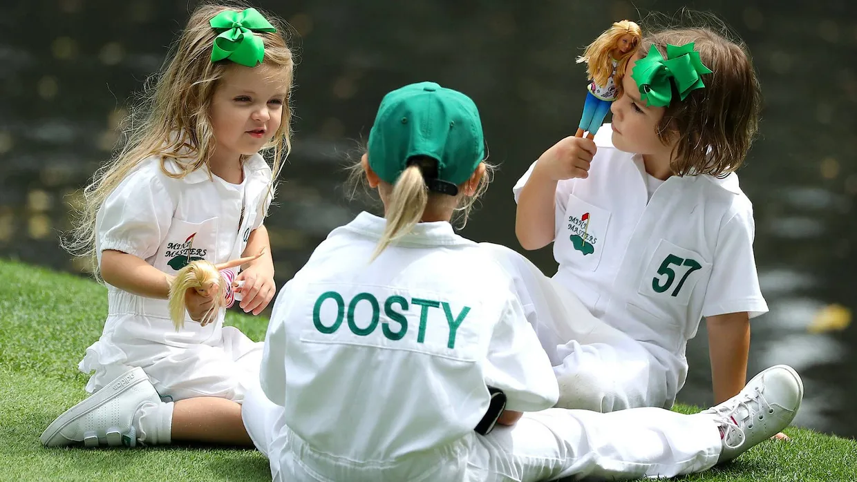 Die Töchter von Louis Oosthuizen sind 2019 noch zu jung – aber in Zukunft könnten sie auch beim Masters mitspielen.