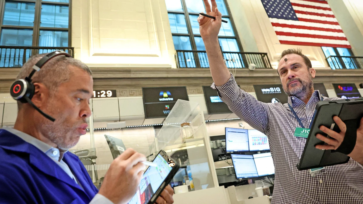 Buy when prices fall? That is the question here.