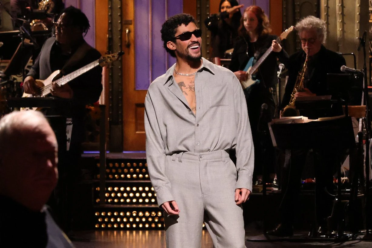 Der puerto-ricanische Reggaeton-Sänger „Bad Bunny“ tritt beim diesjährigen Super Bowl auf.