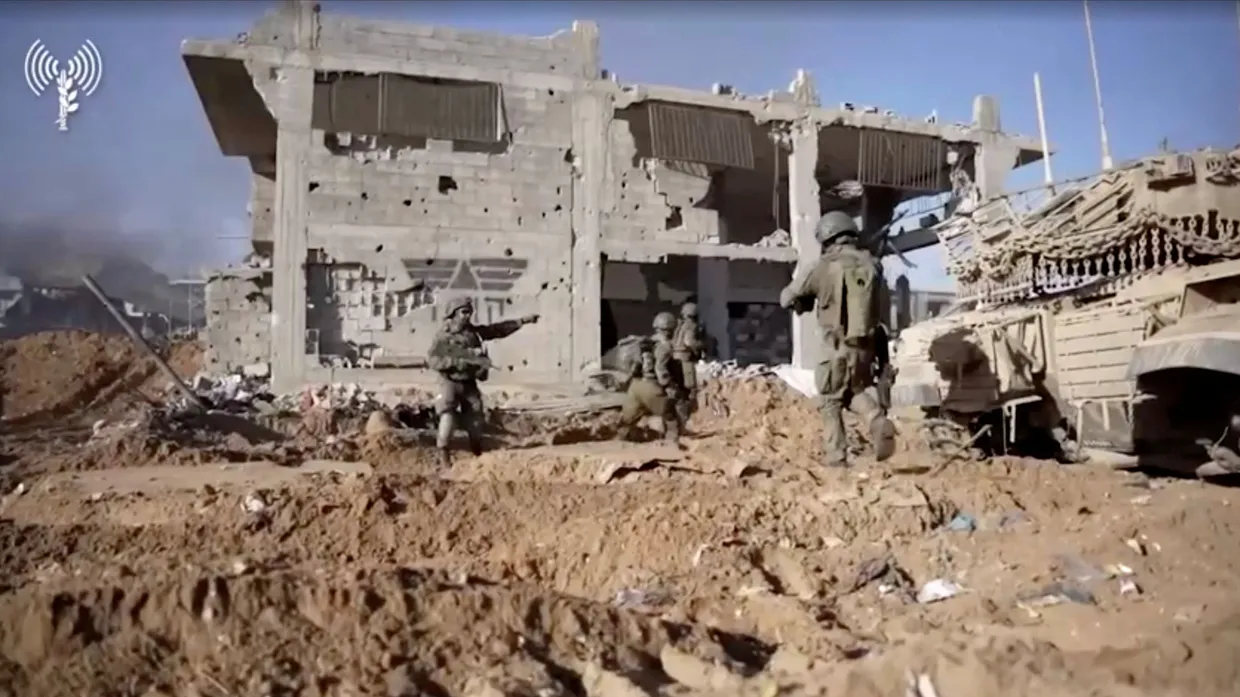 Die israelische Armee hat diese Aufnahmen vom Vorrücken der Armee im Gazastreifen veröffentlicht.