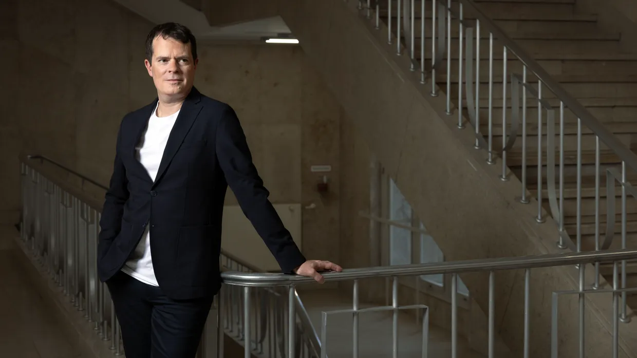 Björn Böhning (SPD) kennt seinen Chef, Finanzminister Lars Klingbeil, schon lange. Nun soll er die Koalition retten.
