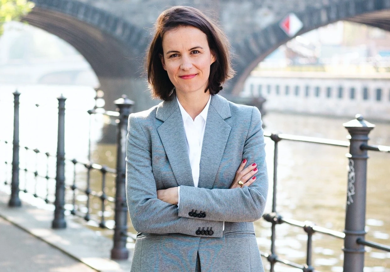 Eva Flecken leitet die Direktorenkonferenz der Landesmedienanstalten und ist Direktorin der Medienanstalt Berlin-Brandenburg.