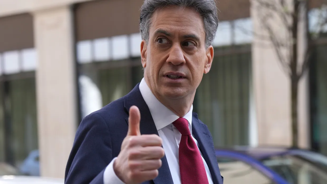 Der britische Energie- und Klimaminister Ed Miliband trägt den Spitznamen „Red Ed“.