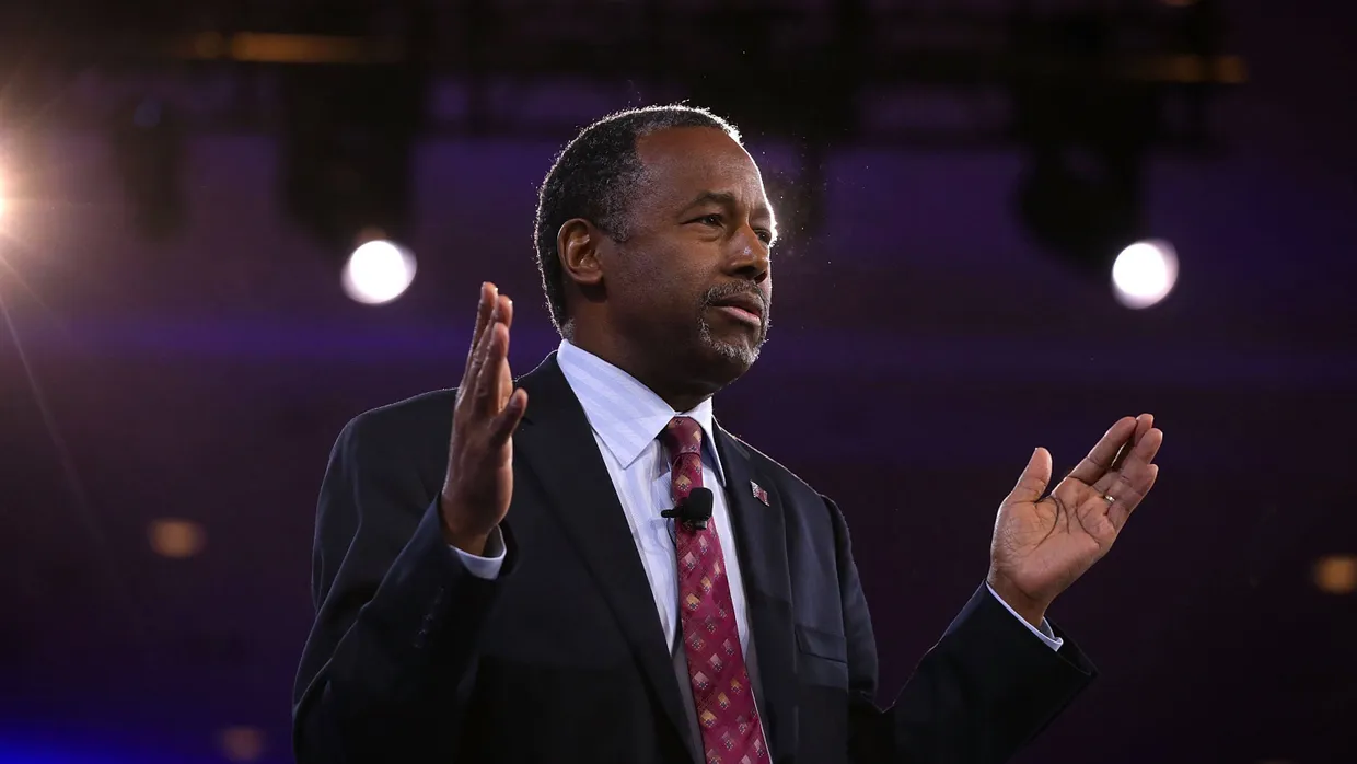Ben Carson wollte vor einigen Wochen noch selbst Präsident werden, nun unterstützt er die Kandidatur von Donald Trump.