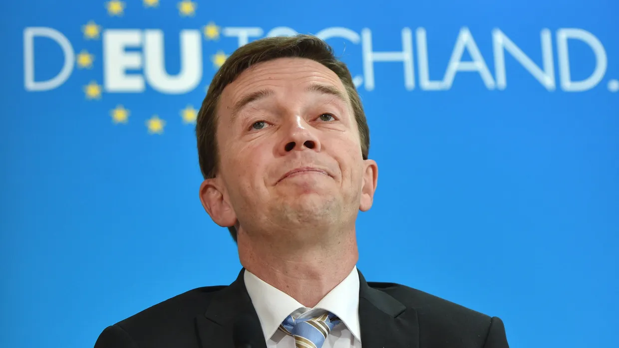AfD-Sprecher Lucke fordert „eine Streichung dieser diskriminierenden Passage“