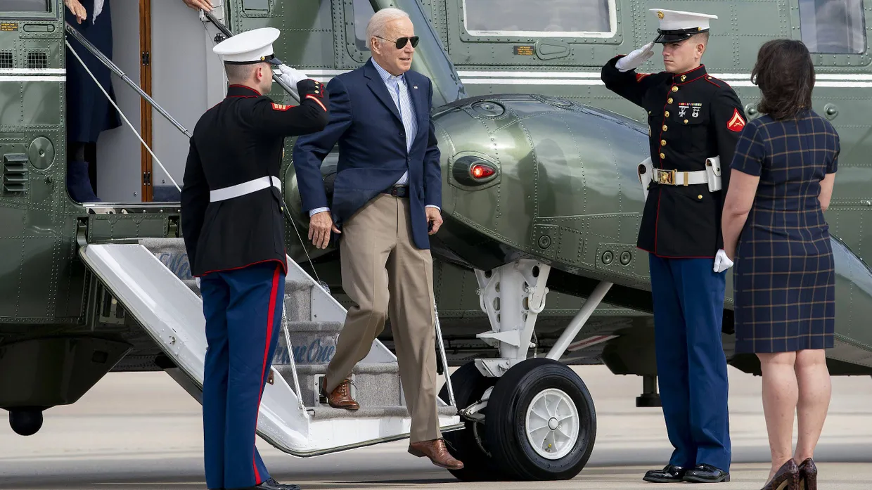 Joe Biden am 28. Oktober vor dem Abflug zum G20-Gipfel nach Rom