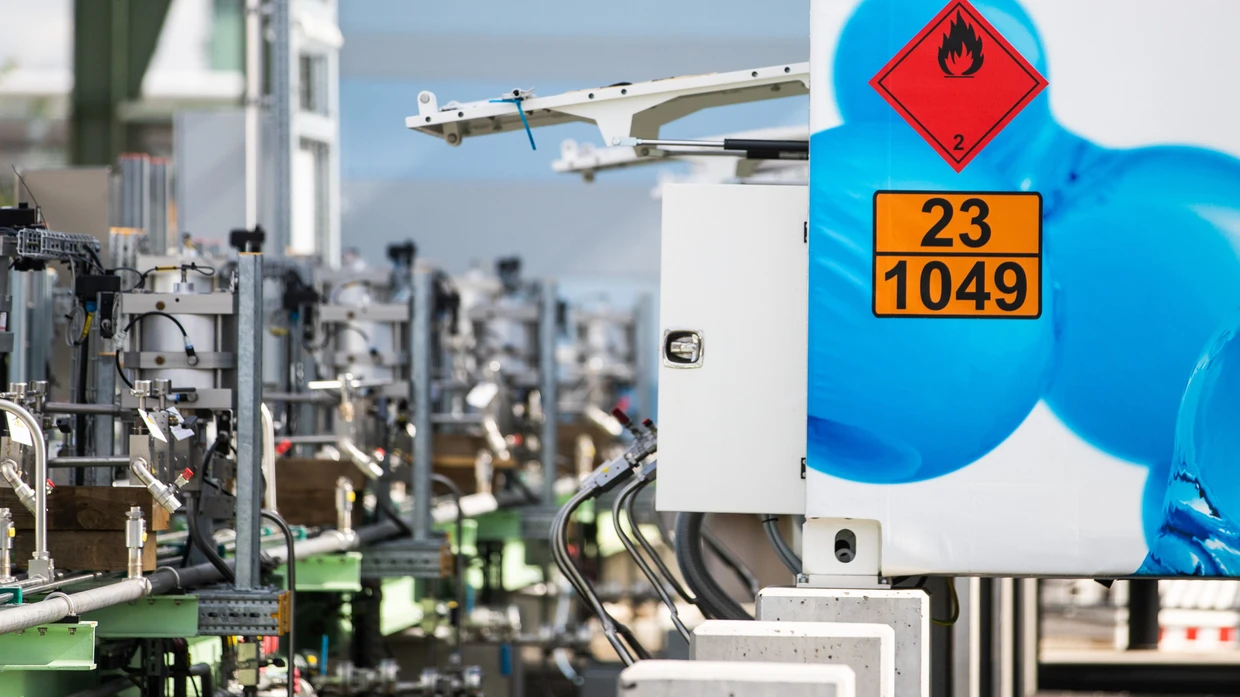 Damit Wasserstoffinvestitionen gezielt vorgenommen werden, orientieren sich Unternehmen an Nachhaltigkeitsdaten, deren Standard die EFRAG ausarbeitet.