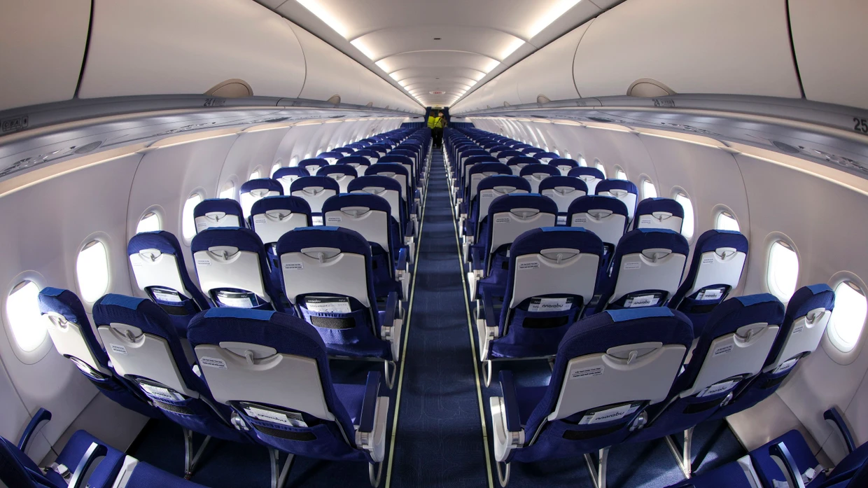 Eine Passagierin eines Linienflugs nach Rom brachte in der Luft ein Kind zur Welt.