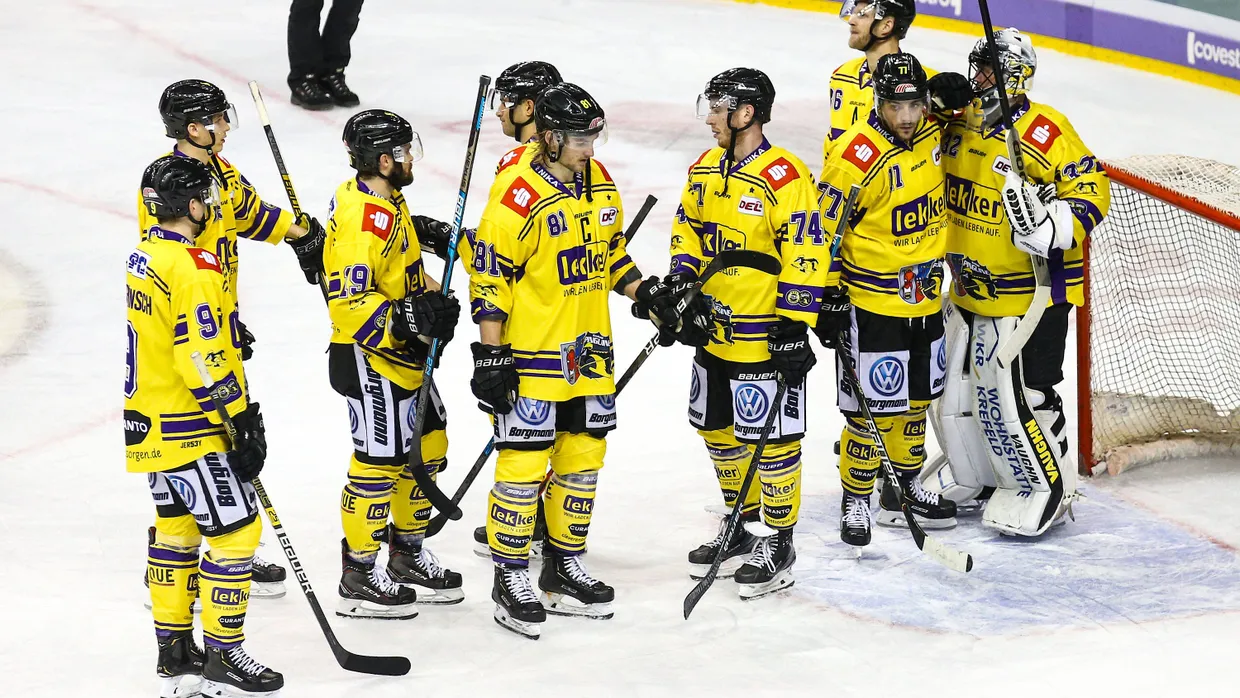 Erfolgreich im Derby: Die Krefeld Pinguine besiegen Düsseldorf.