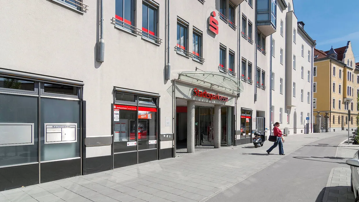 Stadtsparkasse in München: Die Negativzinsen erreichen nun die Großstädte.
