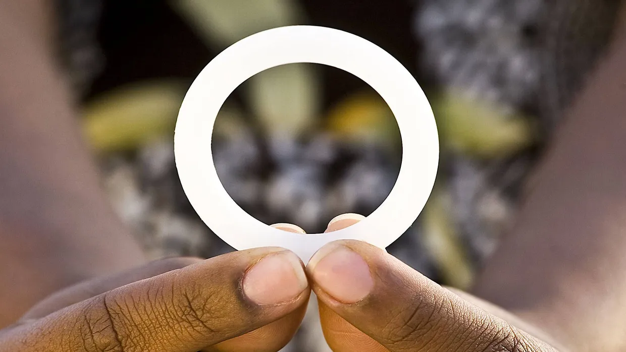 Aus Silikon: Der Dapivirin-Ring schützt Frauen einen Monat lang vor HIV.