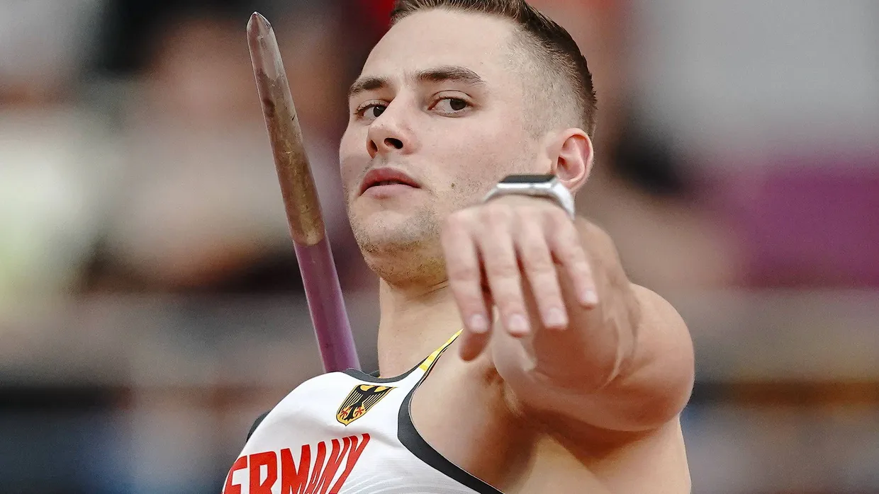 Speerwurf-Weltmeister Johannes Vetter  zeigt in Doha, was er kann.