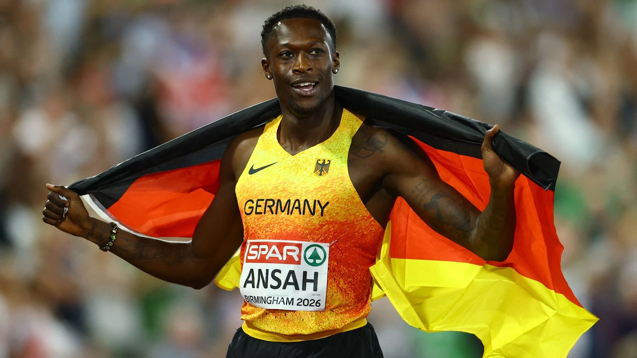 Owen Ansah gewinnt bei der Leichtathletik-EM Gold über 200 Meter.