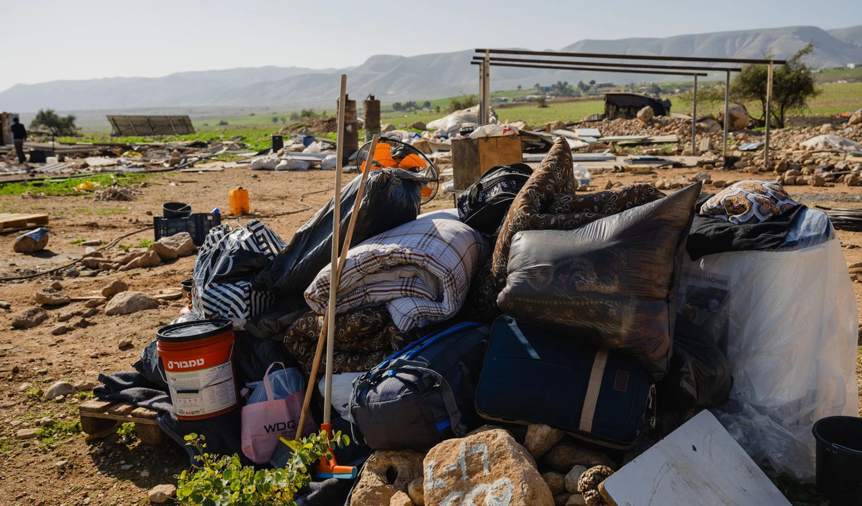 Hab und Gut: Eine Familie, die Ras Ain al-Audscha verlassen will, hat ihre Sachen gepackt