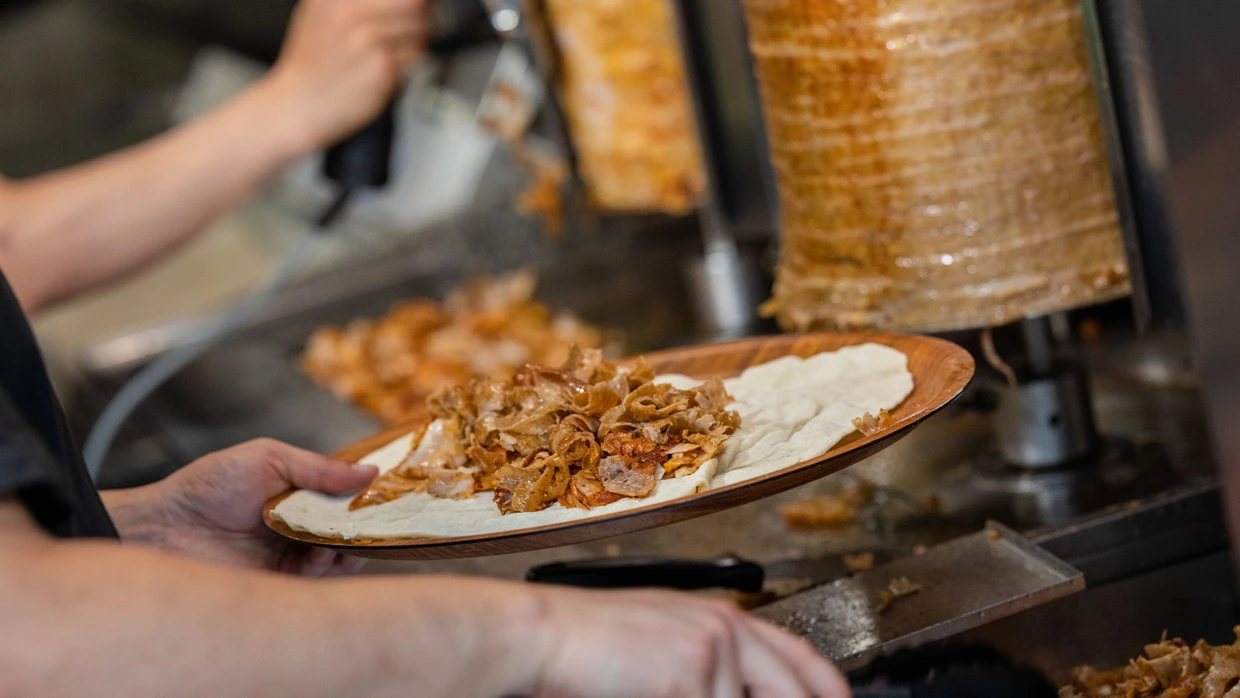 Fast Food: Warum Döner und Hamburger immer teurer werden | FAZ