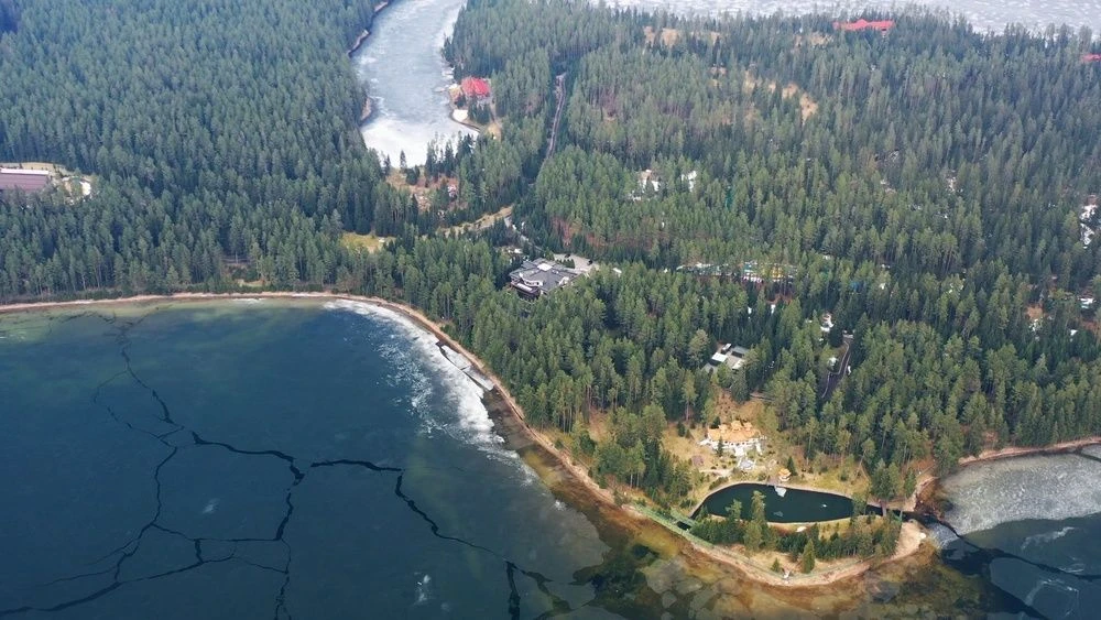 Die Waldaj-Residenz: Hier soll Putins Partnerin mit den Kindern leben