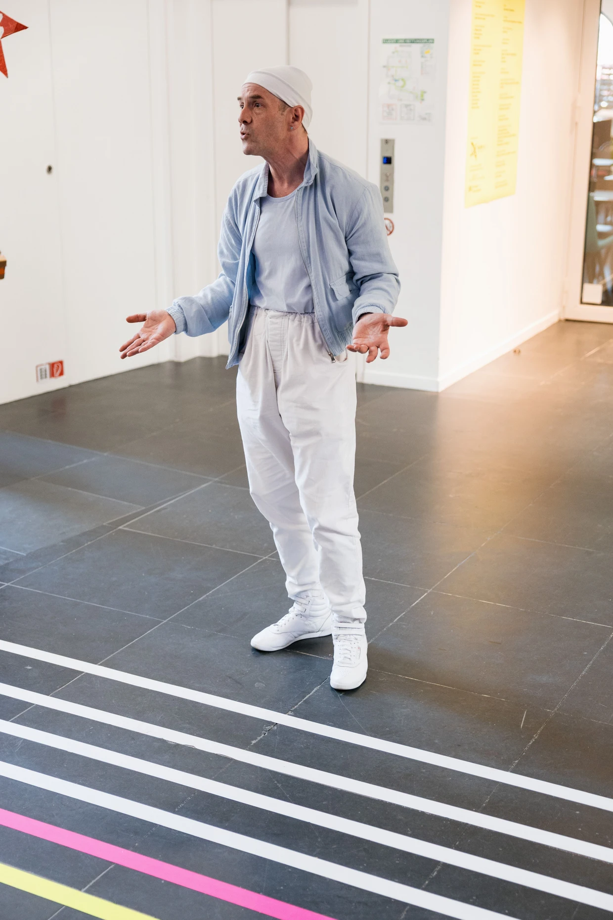 Tape-Art: Rushy Diamond spricht über seiner Kunstinstallation in der Ausstellung „Hidden History“.