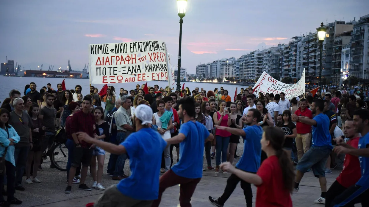 Woppa, woppa: Demonstranten in Thessaloniki fordern den Austritt Griechenland aus Europäischer Union und Euro.