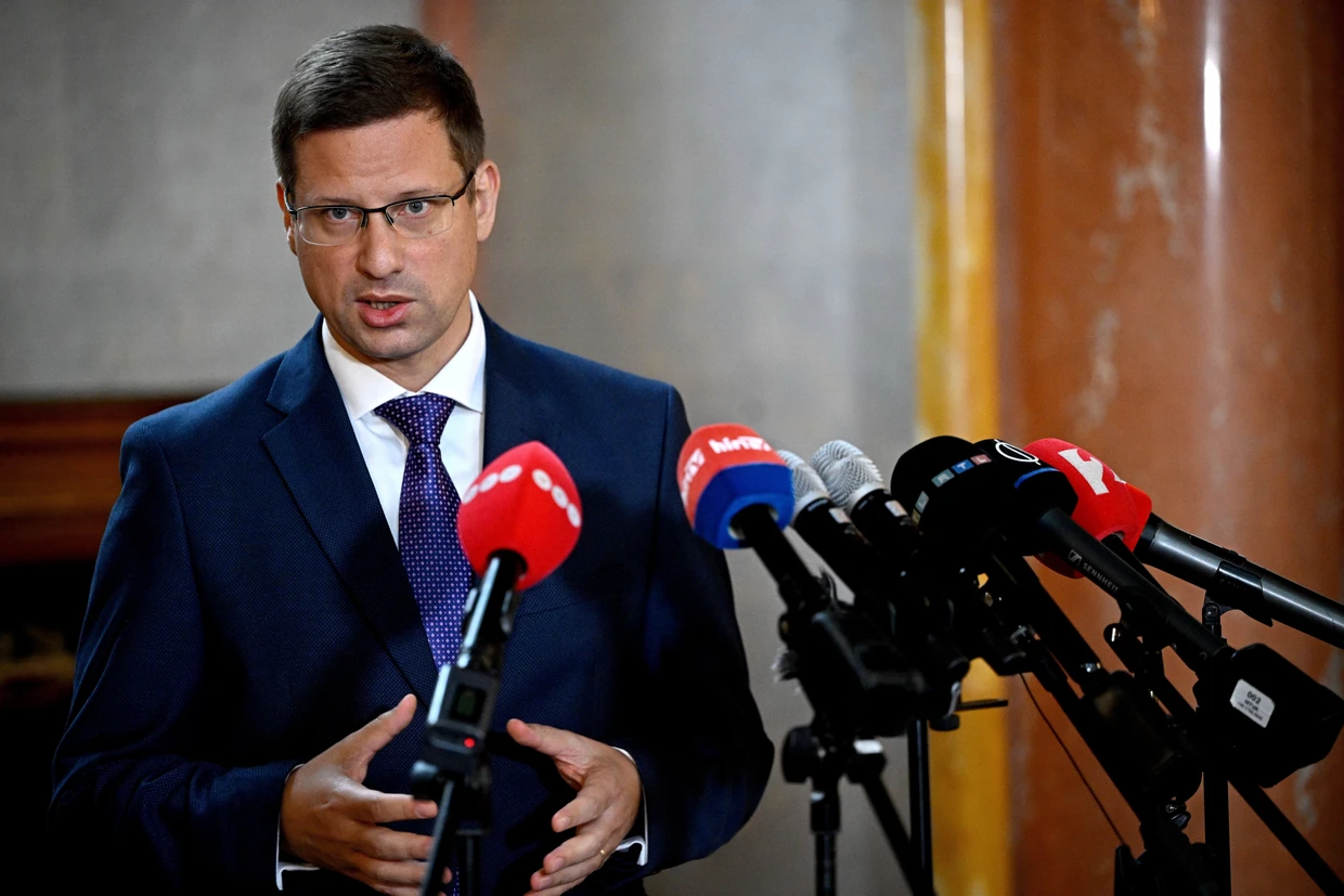 Gergely Gulyás im April in Budapest