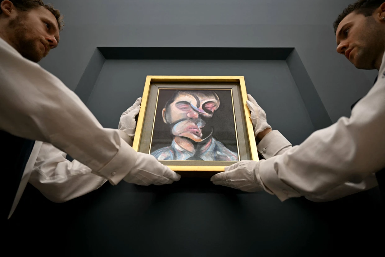 The top lot at Sotheby's reached 1.5 million pounds: “Self portrait” by Francis Bacon (estimate eight to twelve million)