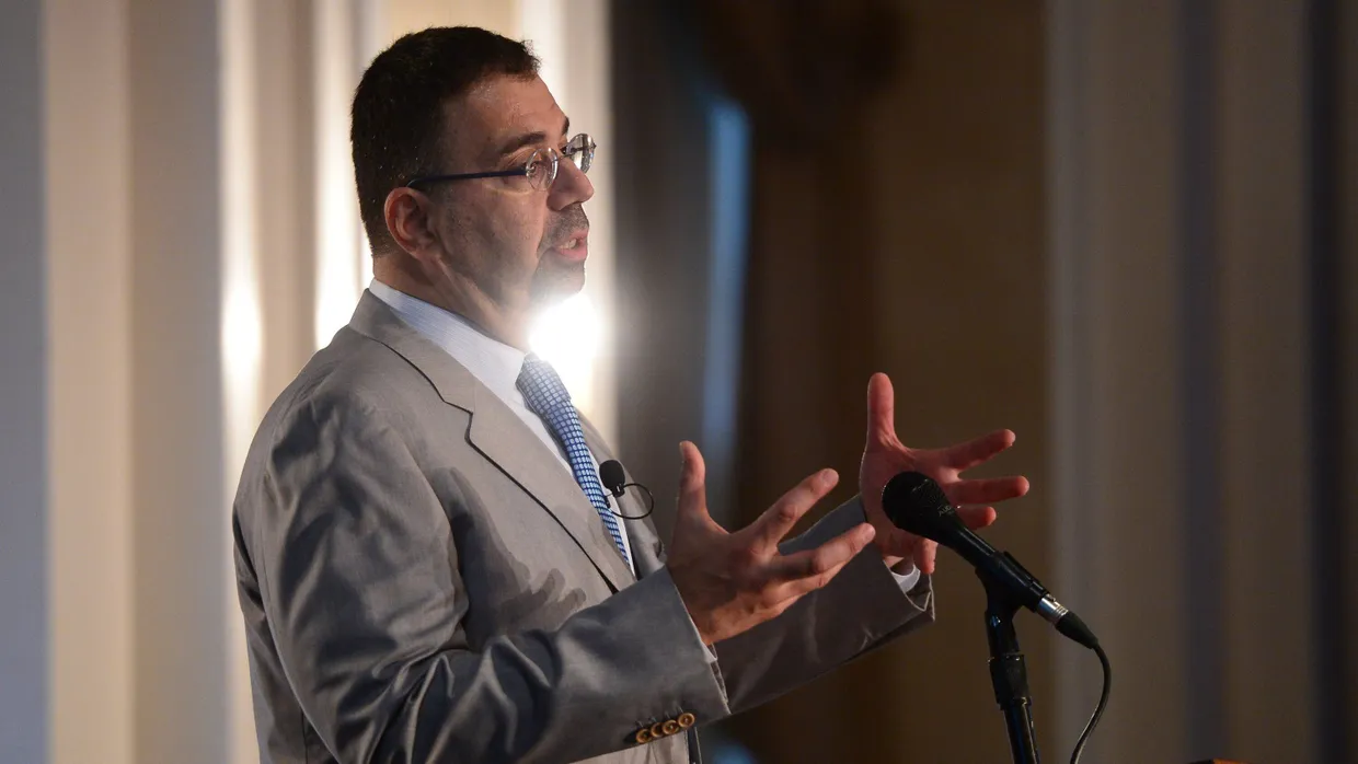 Ist skeptisch: MIT-Professor Acemoğlu glaubt nicht an den KI-Hype.