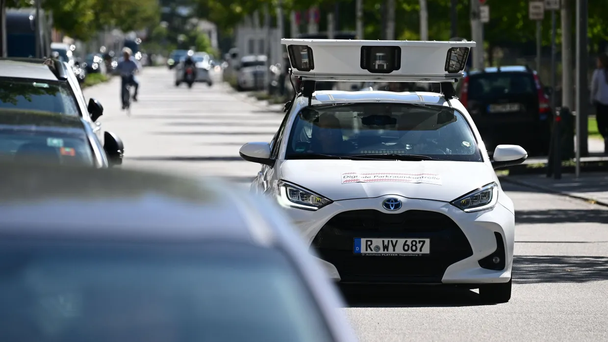 Mit dem Scan-Auto können Parksünder erfasst werden.