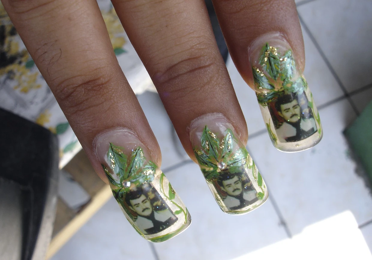 Malverde, die Sinaloa-Version von Robin Hood hat es bis ins Nagelstudio gebracht.