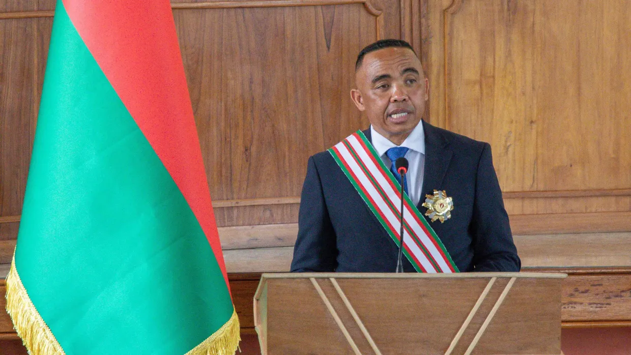 Madagaskars Präsident Michael Randrianirina bei seiner Vereidigungszeremonie am Freitag